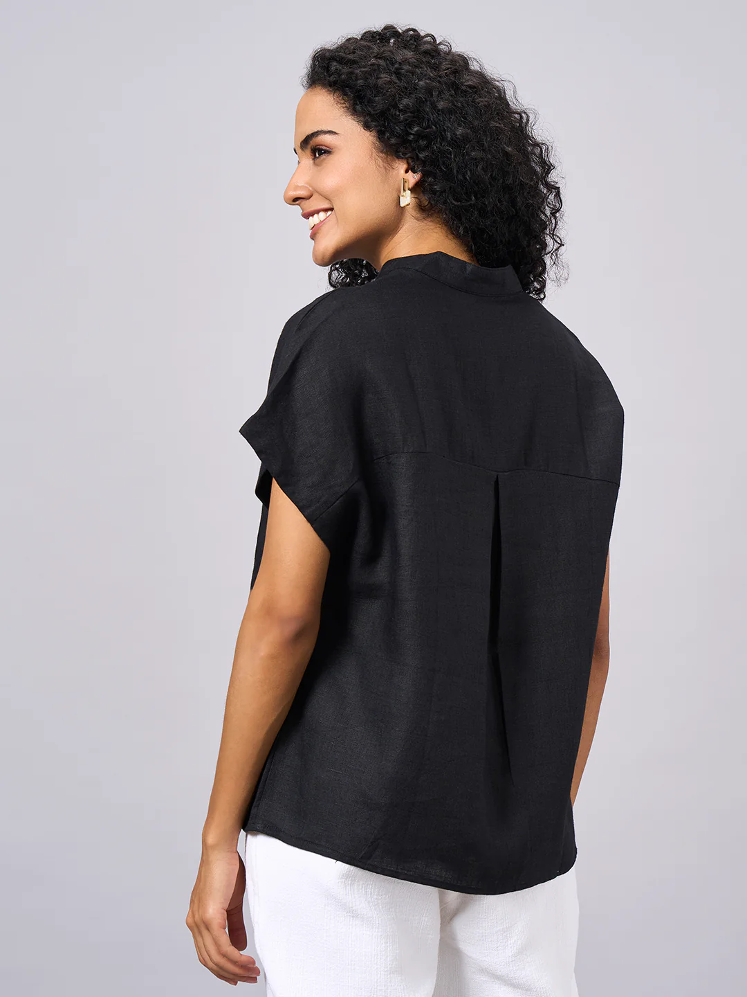 Women's Black 100% Linen Regular Fit Blouse - Image 4