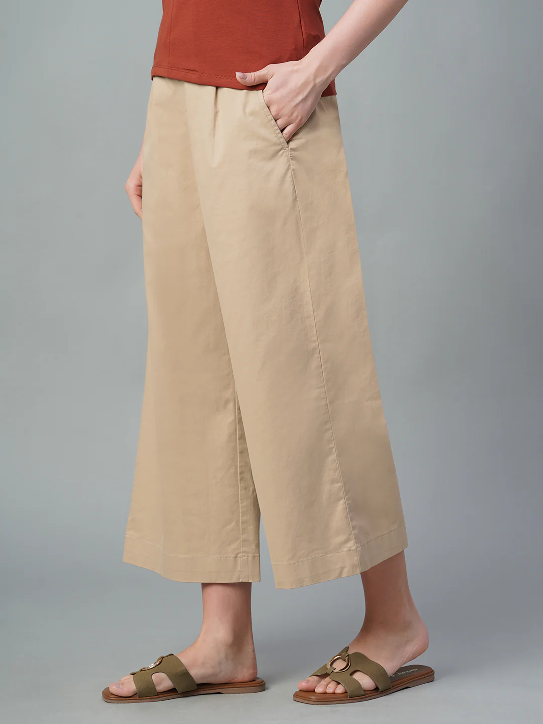 Women's Khaki Cotton Lycra Regular Fit Culotte - Image 3