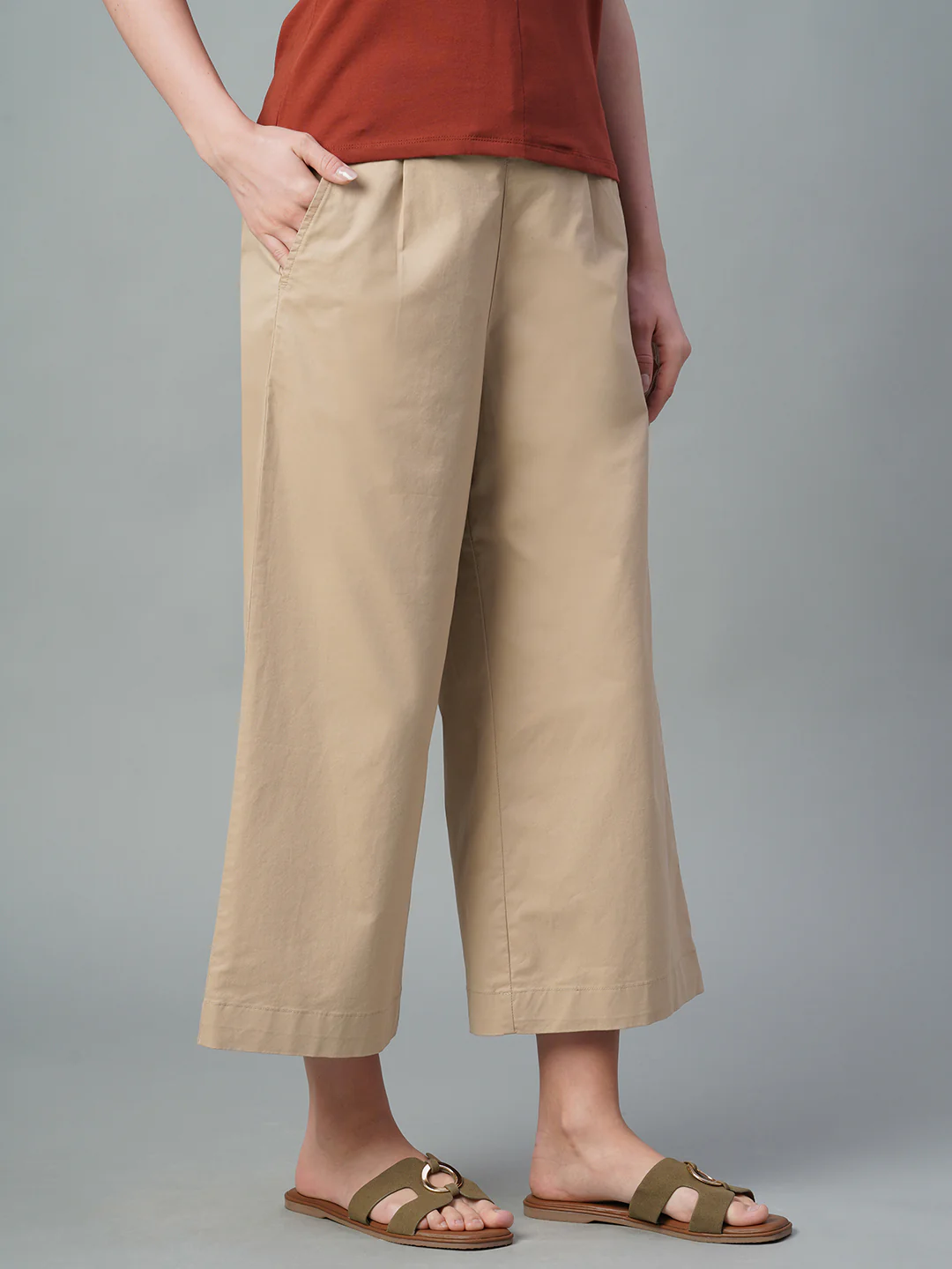 Women's Khaki Cotton Lycra Regular Fit Culotte - Image 4