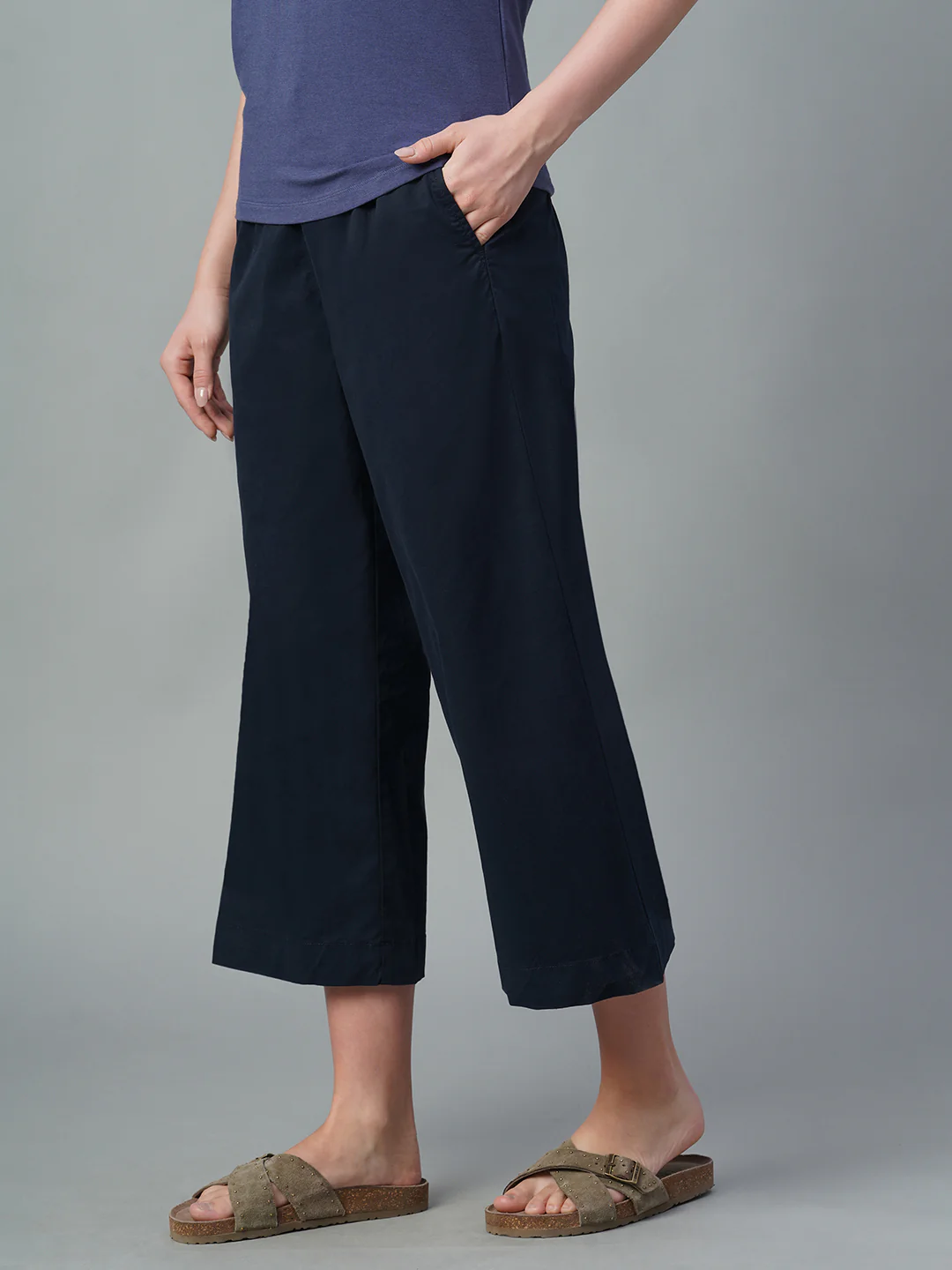 Women's Navy Cotton Lycra Regular Fit Culotte - Image 3