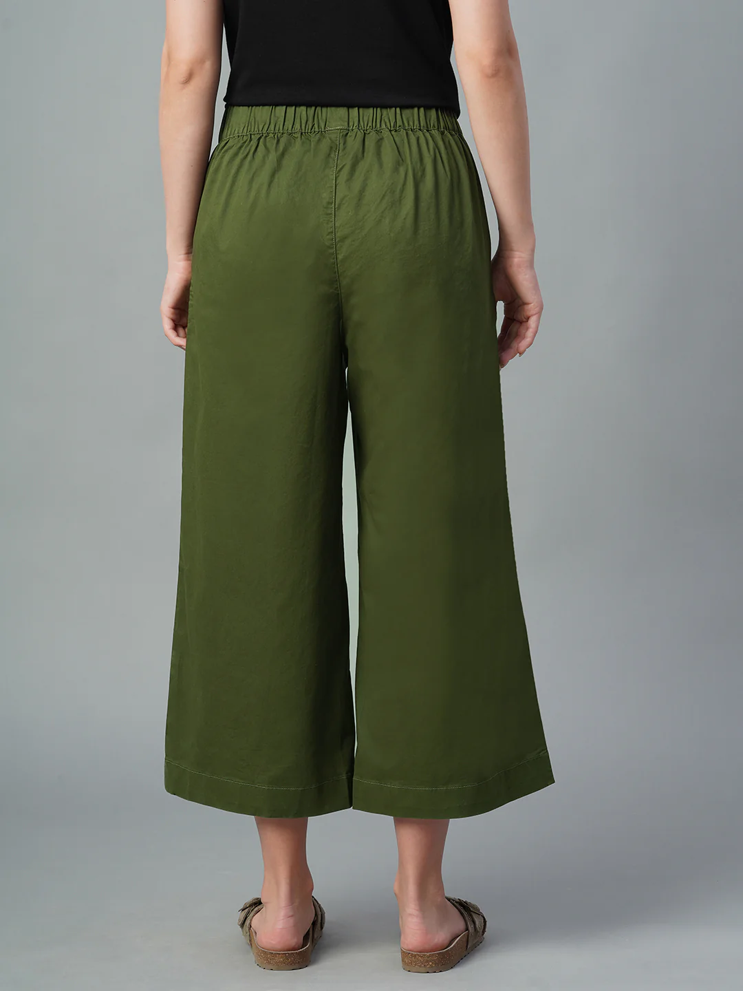 Women's Olive Cotton Lycra Regular Fit Culotte - Image 6