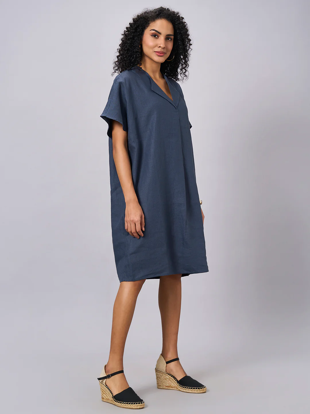 Women's Blue 100% Linen Boxy Fit Dress - Image 3