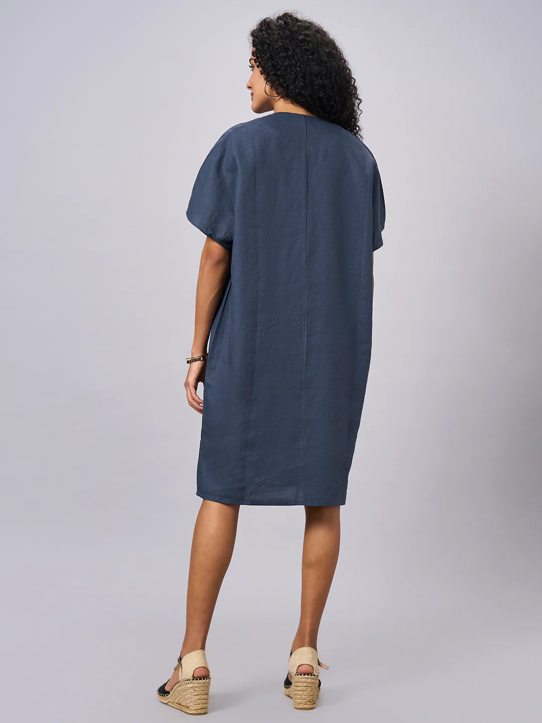 Women's Blue 100% Linen Boxy Fit Dress - Image 4