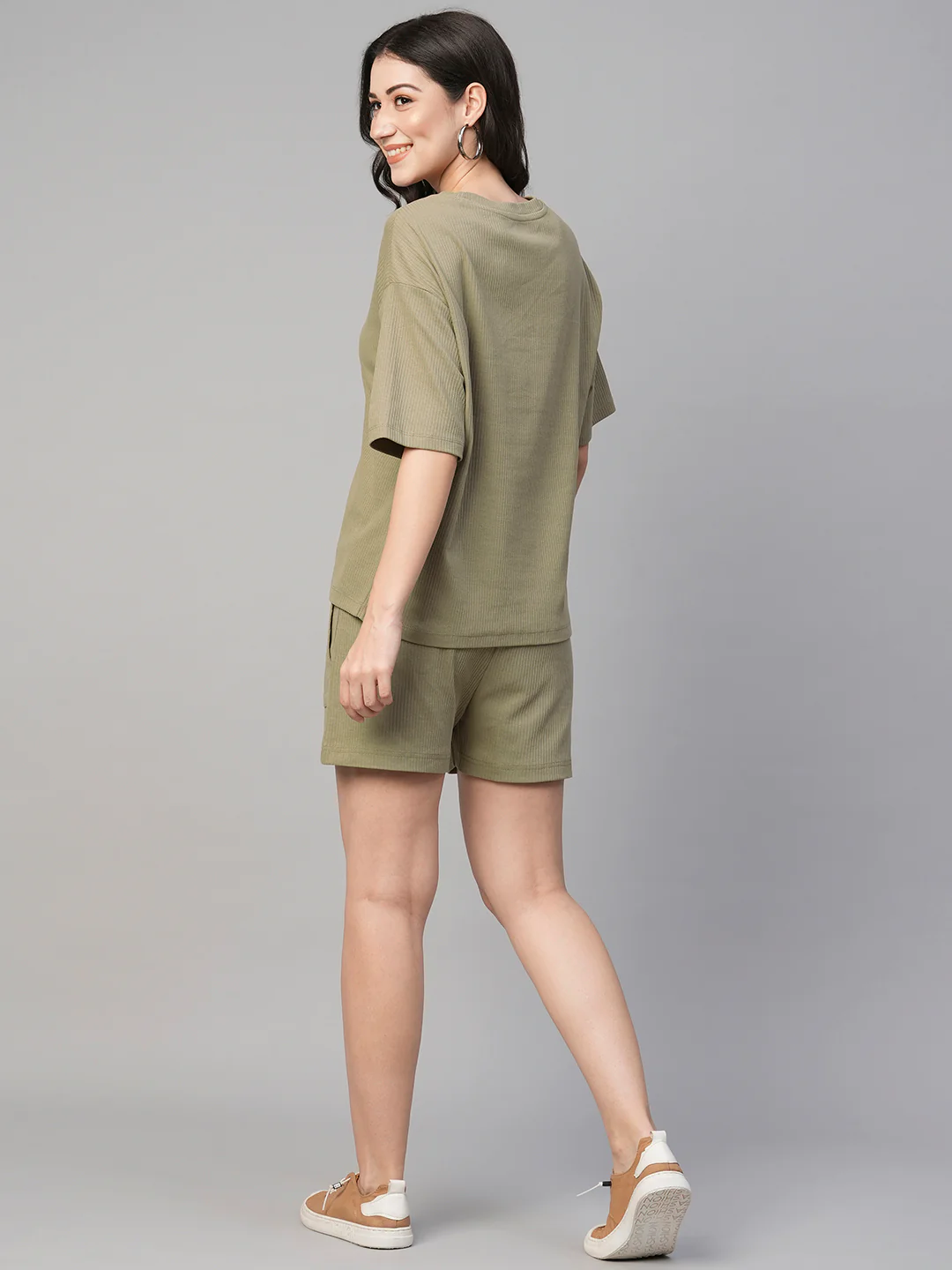 Women's Khaki Cotton Elastane Regular Fit Knit Shorts - Image 5