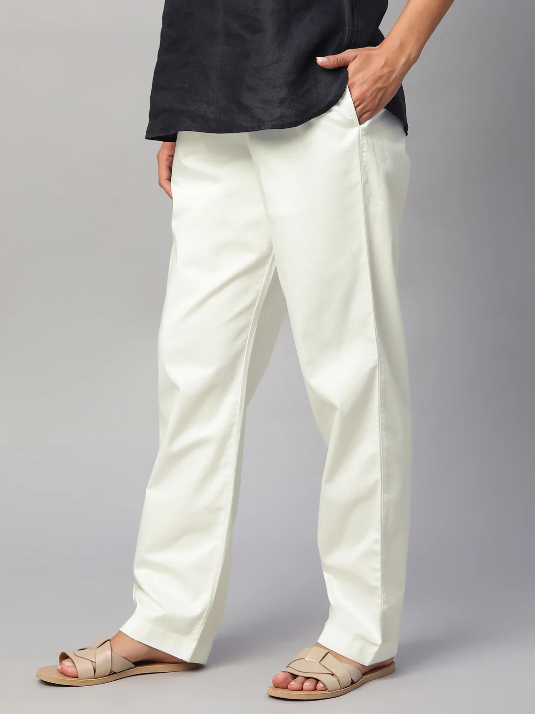Women's White Cotton Lycra Regular Fit Pant - Image 3