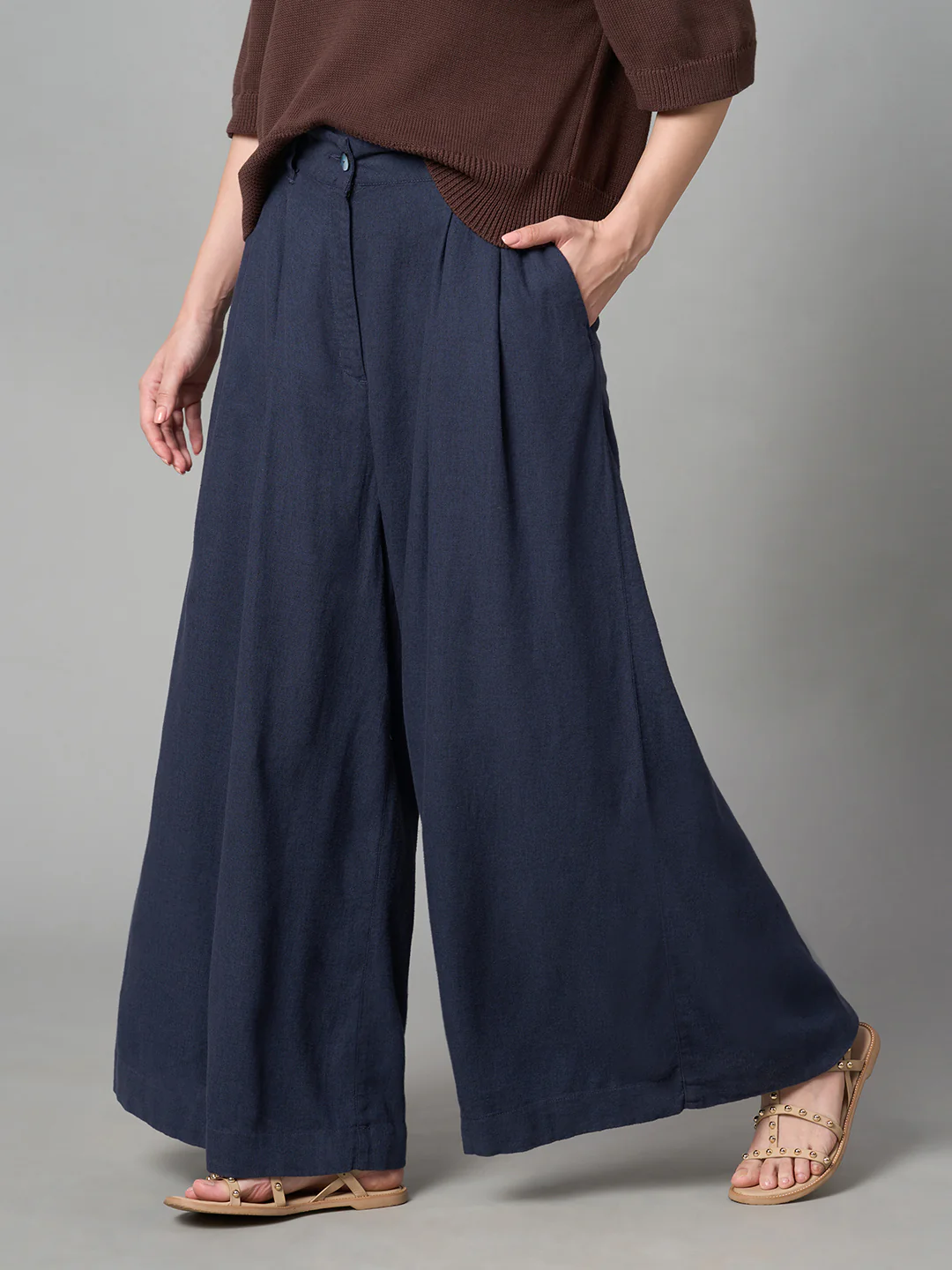 Women's Grey Linen Viscose Wide Leg Pant - Image 3