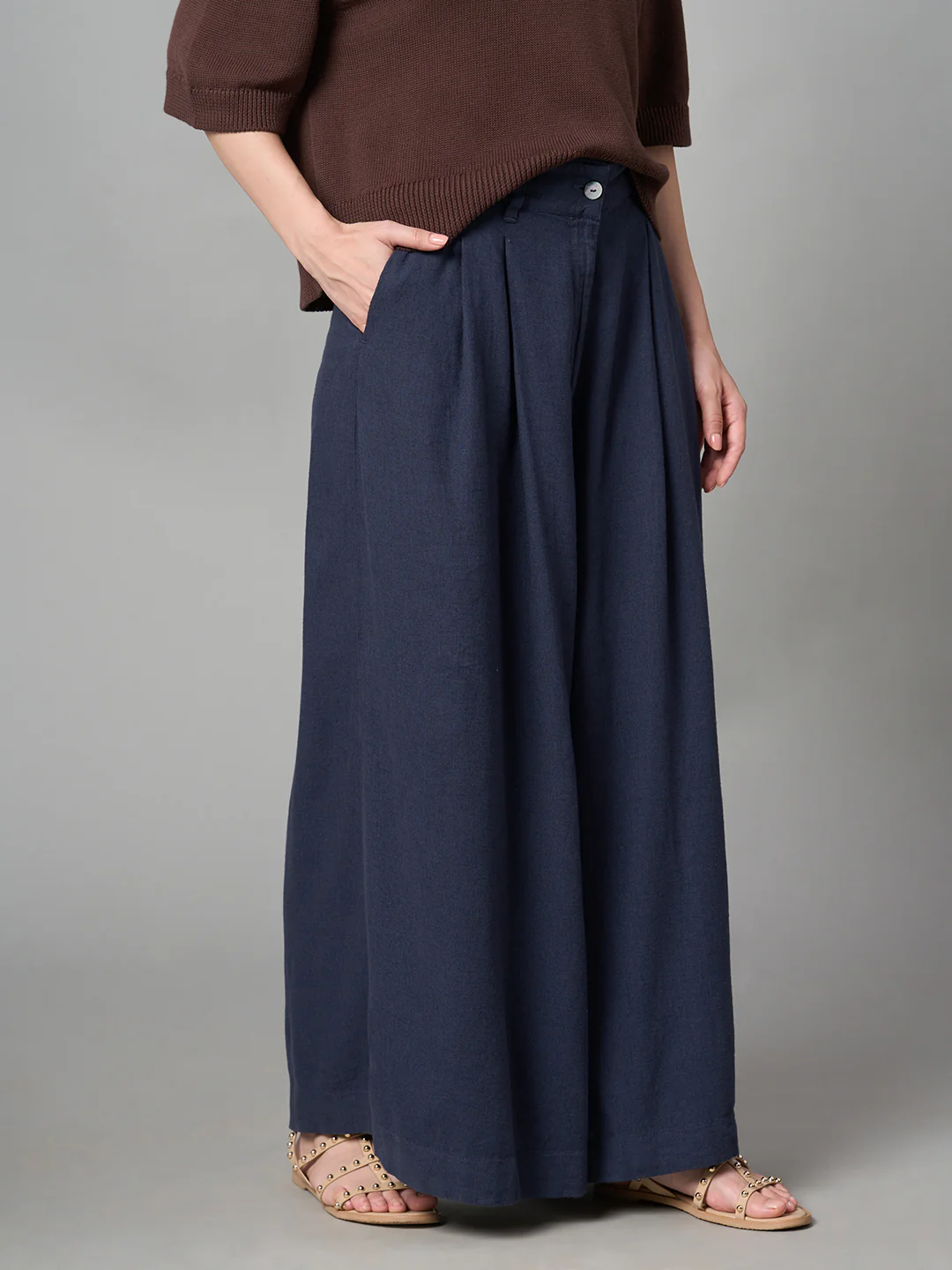 Women's Grey Linen Viscose Wide Leg Pant - Image 4