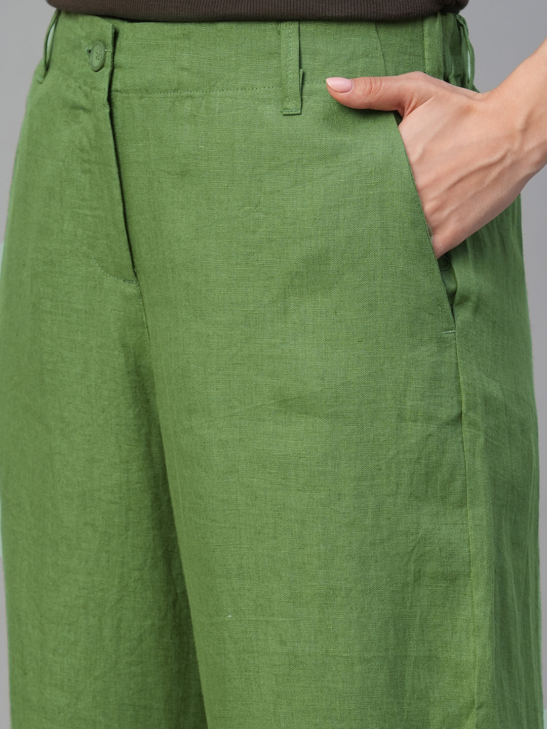 Women's Green 100% Linen Regular Fit Pant - Image 6