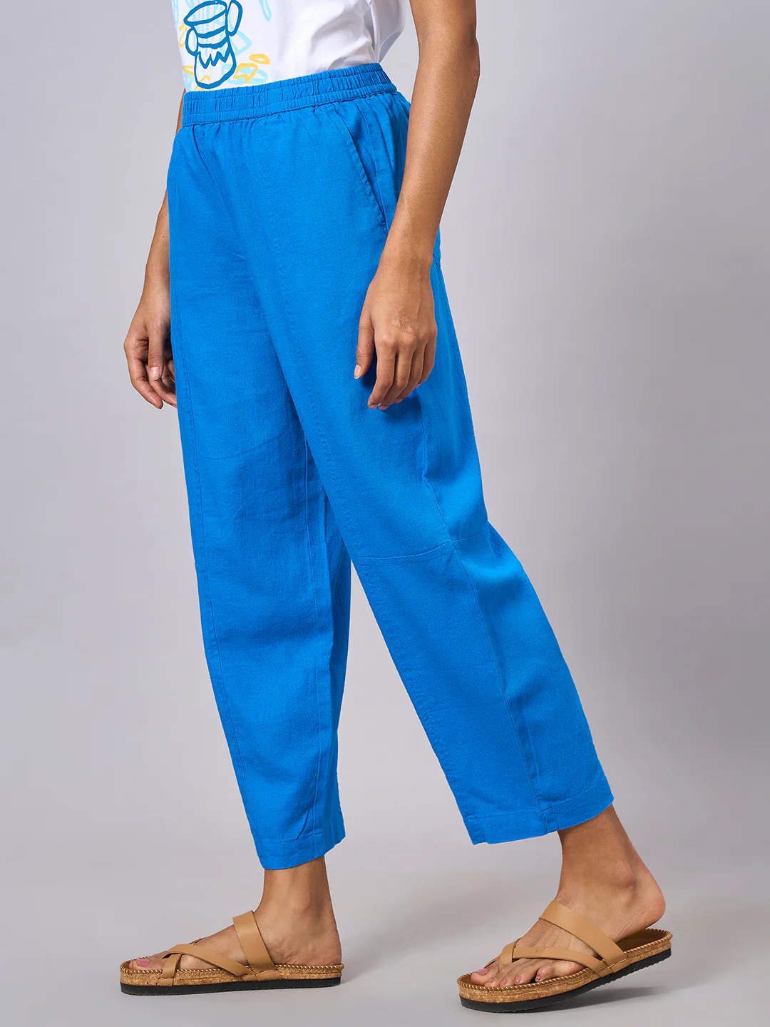 Women's Royalblue Linen Viscose Barrel Leg Pant - Image 3