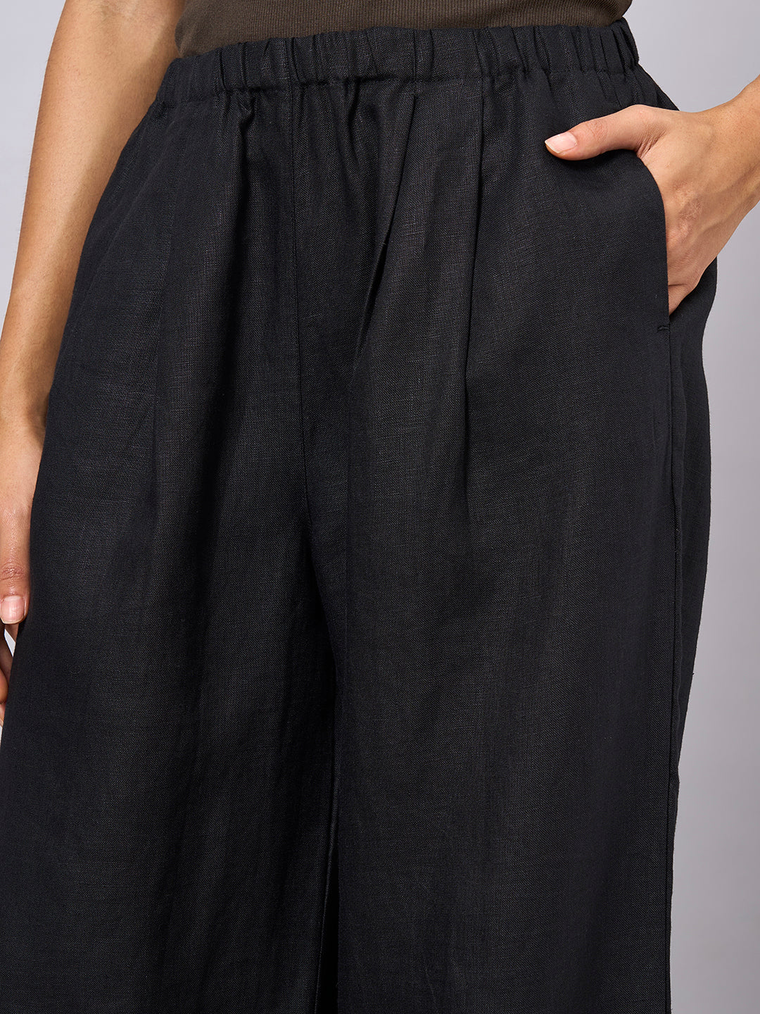 Women's Black 100% Linen Regular Fit Pant - Image 7