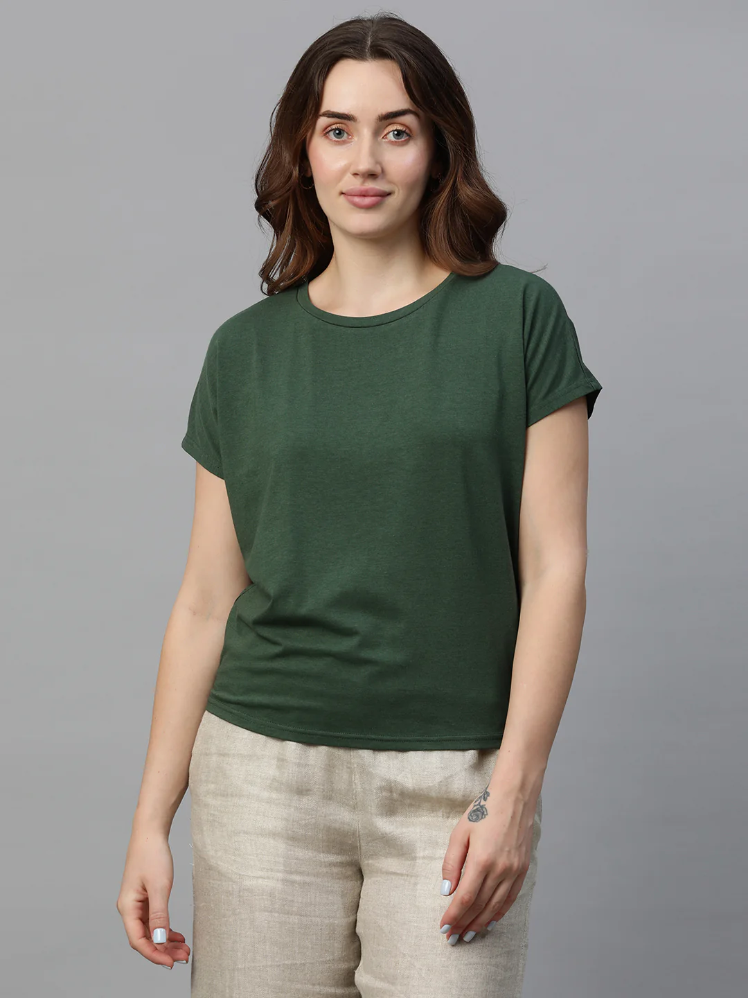 Women's Green Cotton Bamboo Elastane Regular Fit Tshirt - Image 2