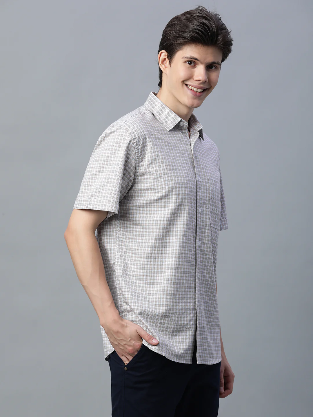 Men's Green 100% Cotton Regular Fit Shirt - Image 3