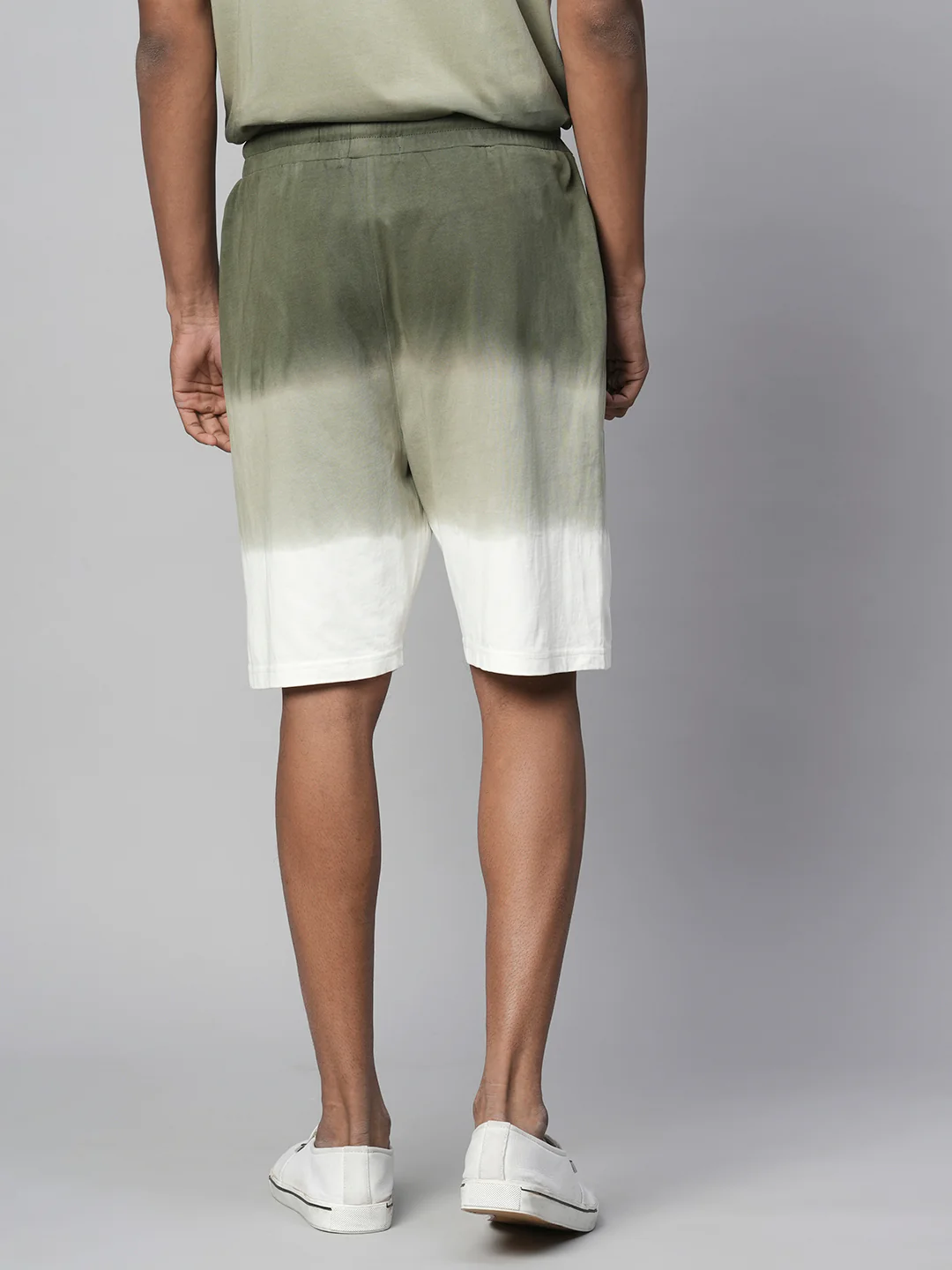 Men's Olive Cotton Regular Fit Shorts - Image 5