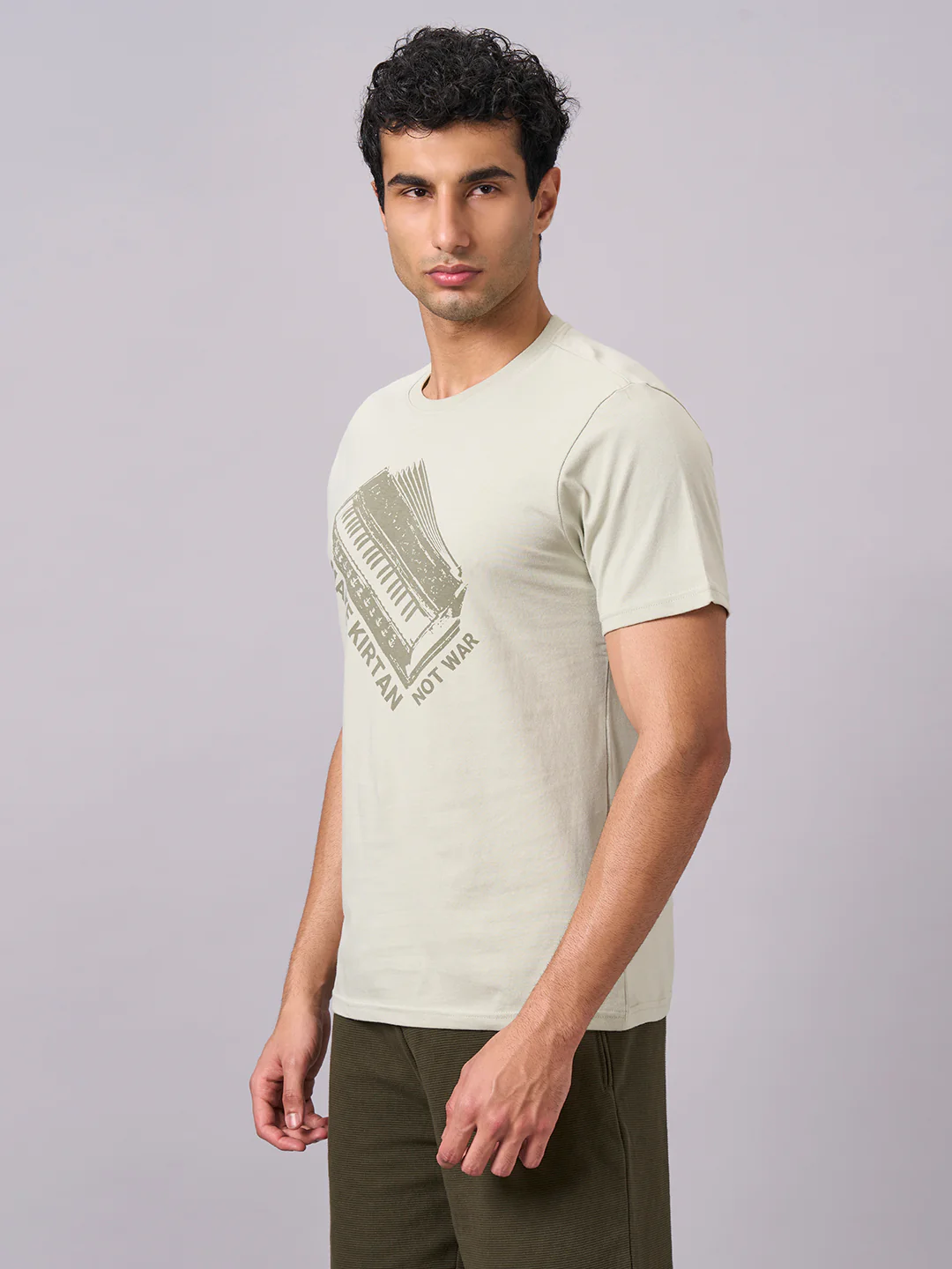 Men's Green 100% Organic Cotton Regular Fit Tshirt - Image 2